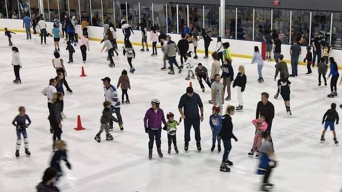 Public Skate at Top Shelf in Gurnee